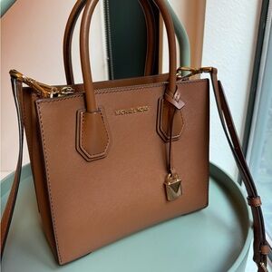 Michael Kors Small Crossbody – Brown, Gold Hardware